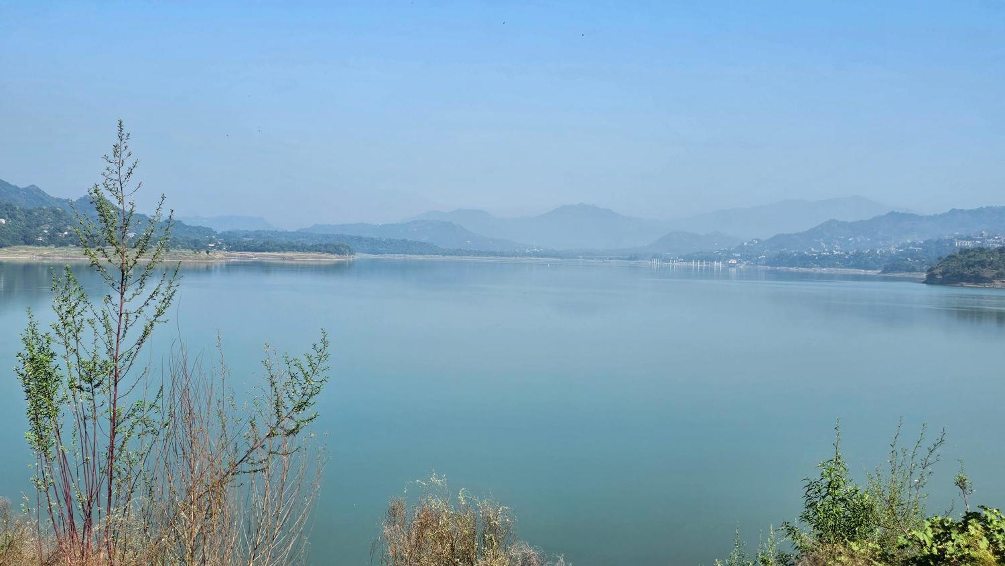 Govind Sagar View Hotel & Restaurant Bilaspur  Bagian luar foto