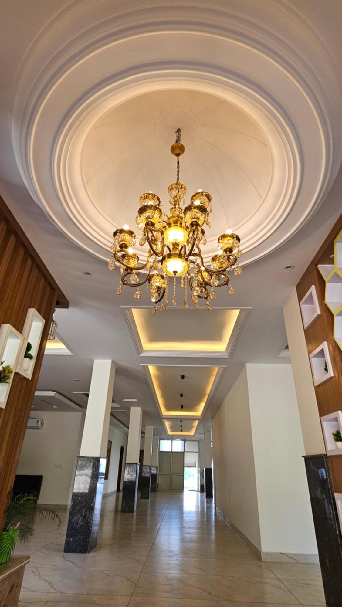 Govind Sagar View Hotel & Restaurant Bilaspur  Bagian luar foto